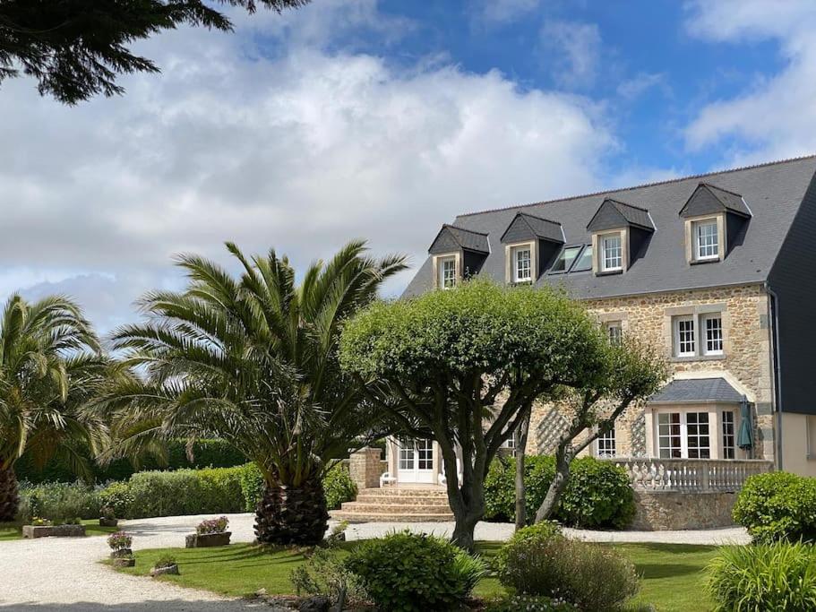Villa Champfleury, à 50 m de la plage!