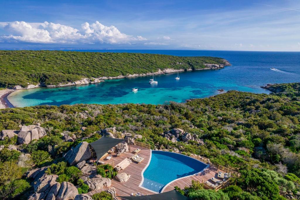 Domaine & Villas Version Maquis