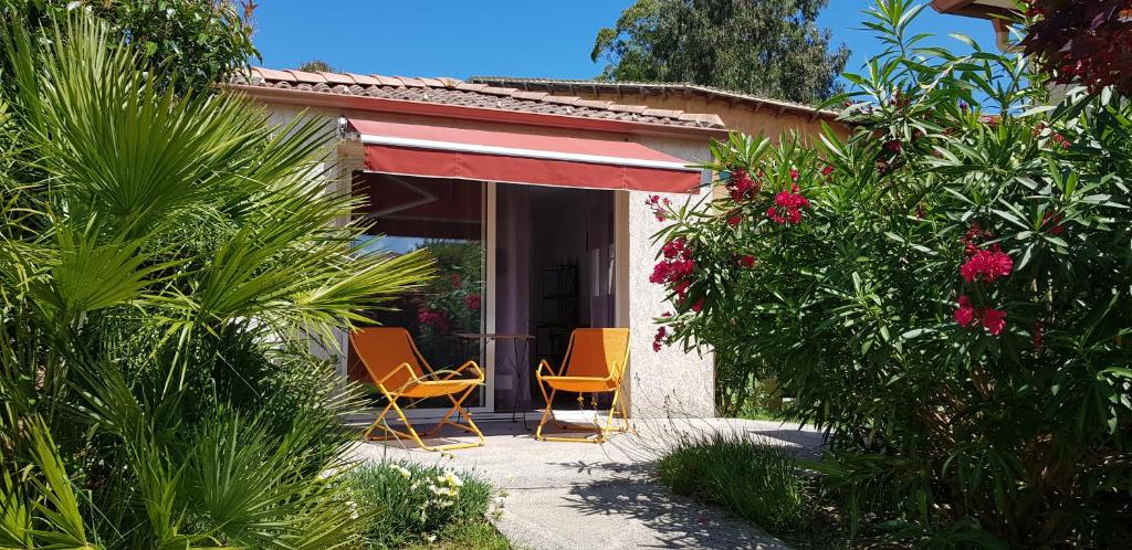 Chambre d'hôte Kalango proche de la plage-Piscine