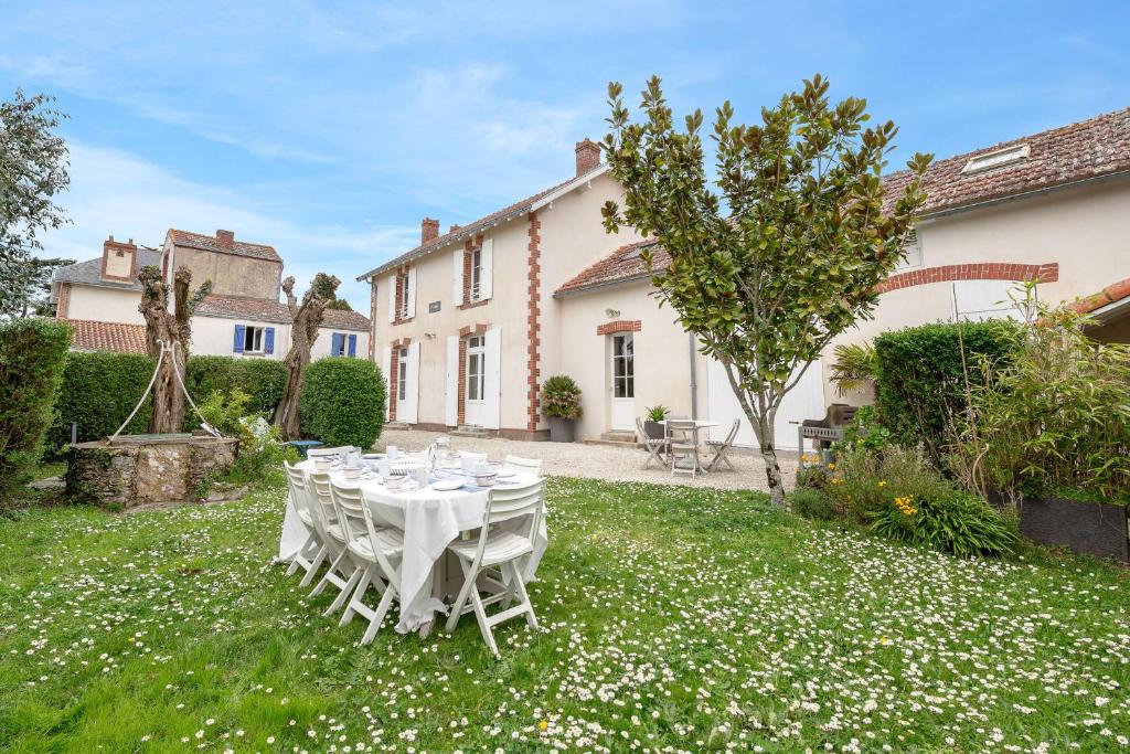 Villa pour 7 adultes, 1 enfant, a 400m de la mer