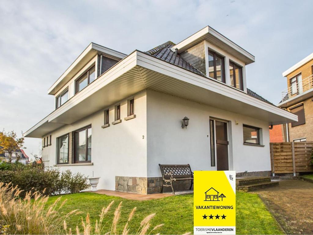 Holiday Home by the Beach in Flanders